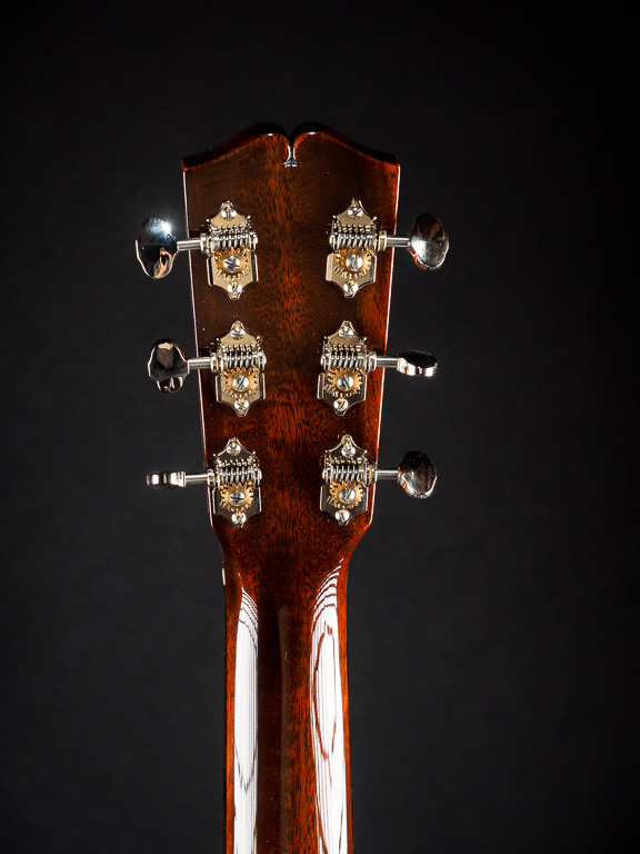 That old pattern grade mahogany is something else