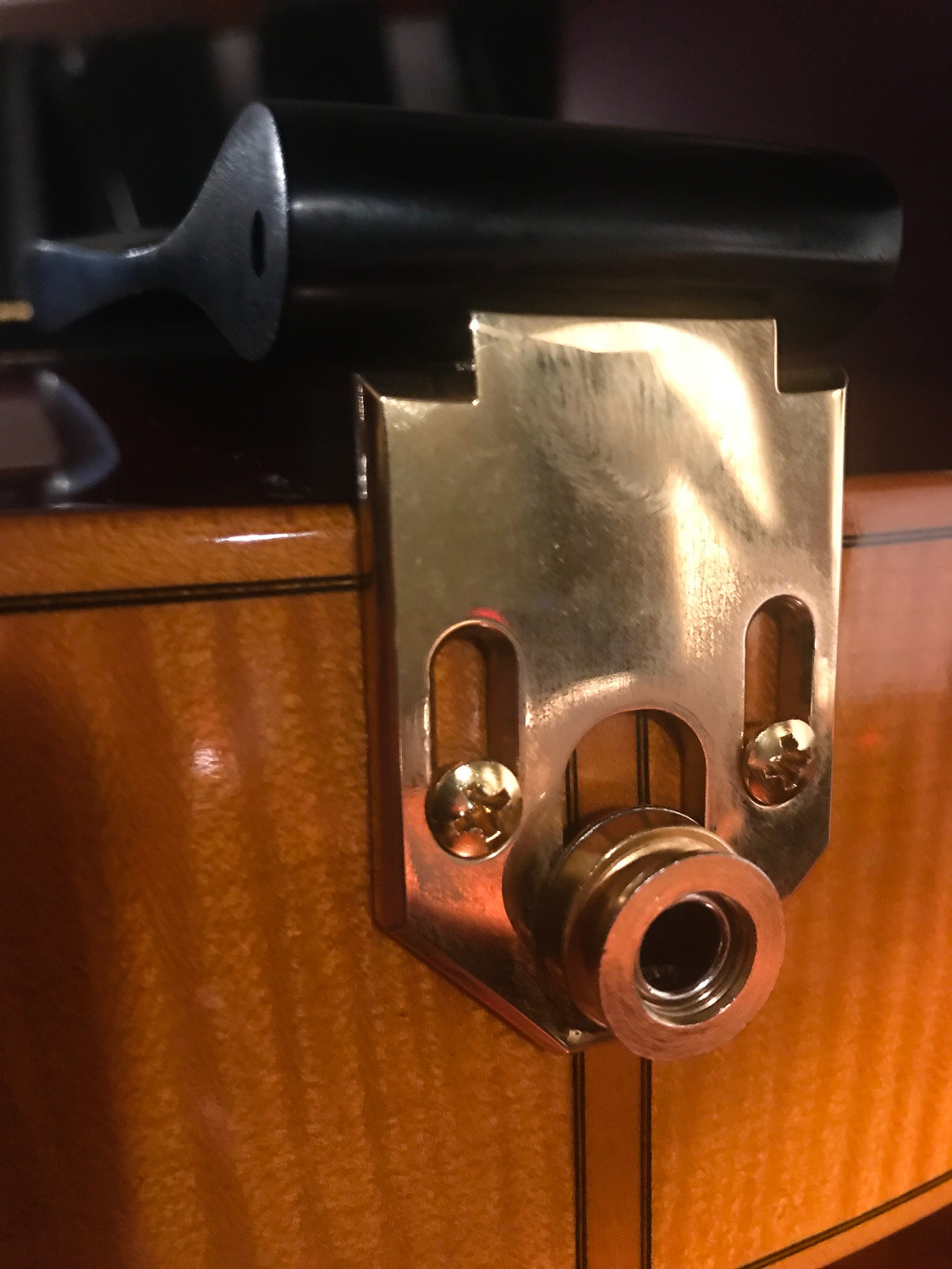 Manzer tailpiece